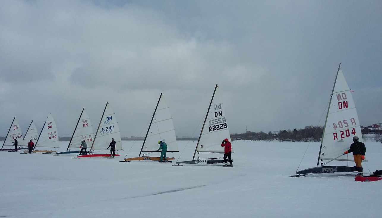 Буеристы продолжают сезон