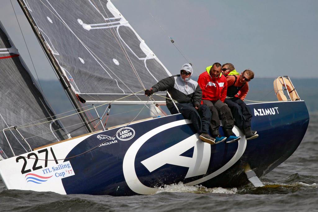 Завершили досрочно