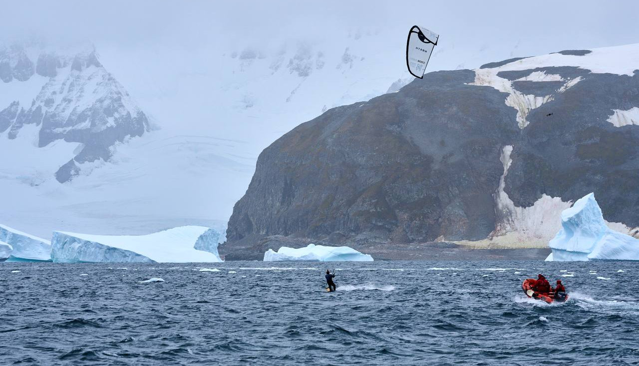 Кайты над Антарктидой