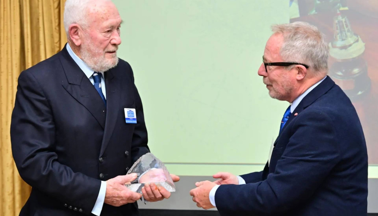 По заслугам