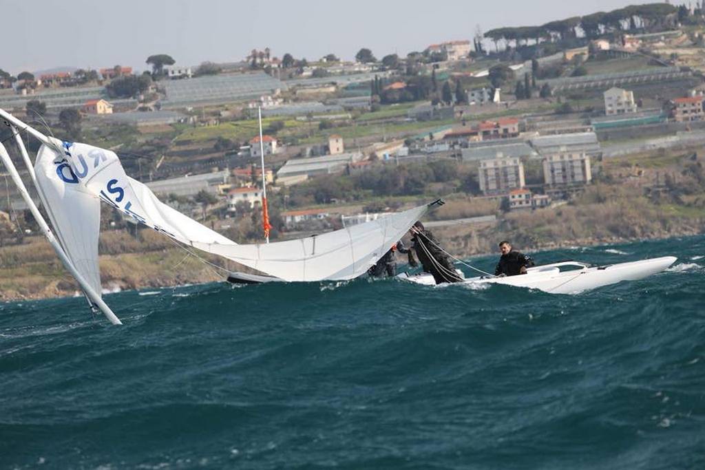 Мачта подвела...