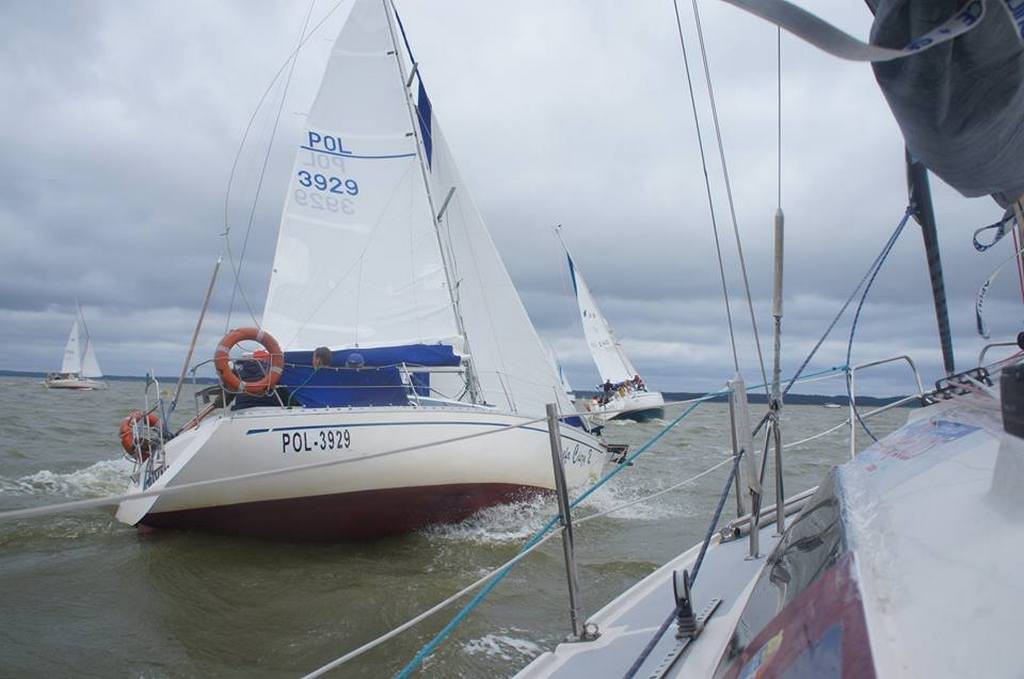 Два первых, два вторых