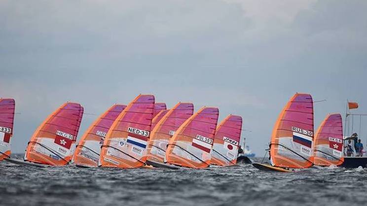 Елфутина лидирует!