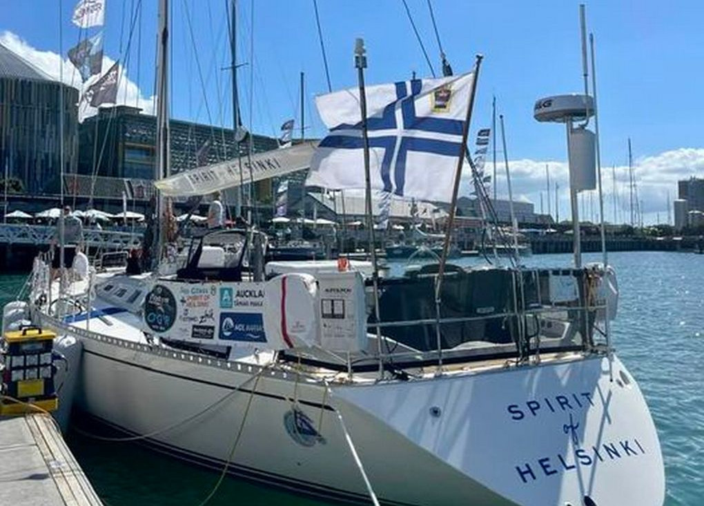 Ocean Globe Race: новые неприятности