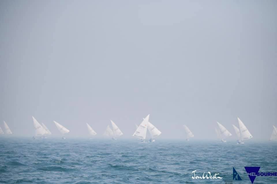 В Австралии уже гоняются