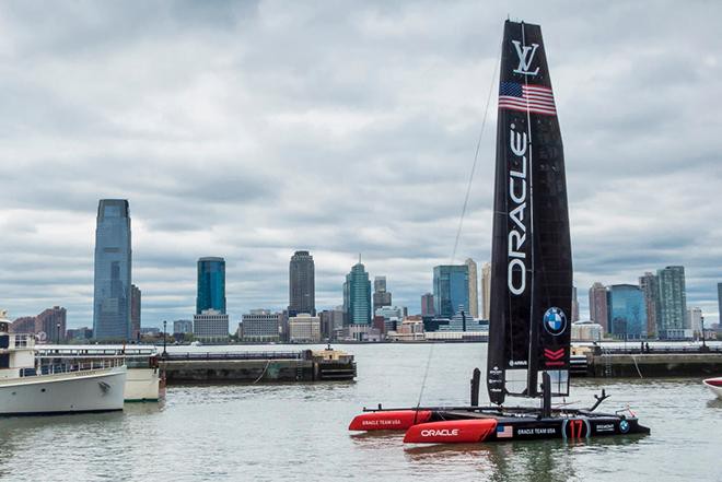 Кубок «Америки» возвращается на Гудзон