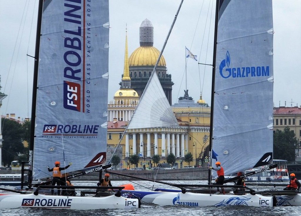 Жаль, что вылетели…