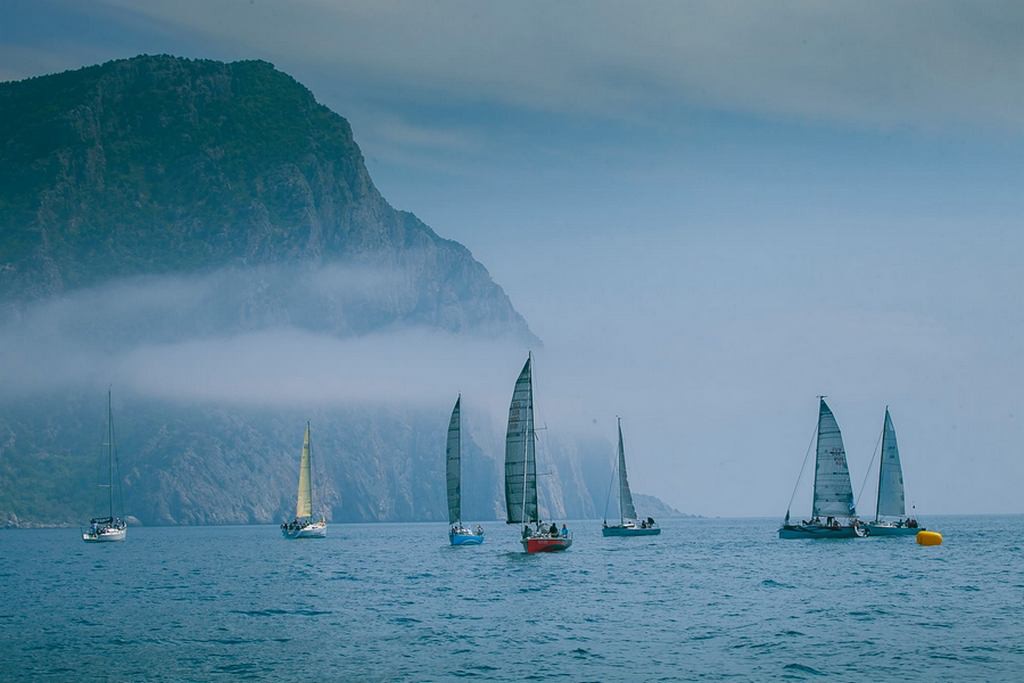 «Глобус», «Фйя» и «Нептун»