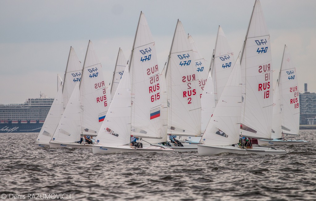 Лидируют москвичи