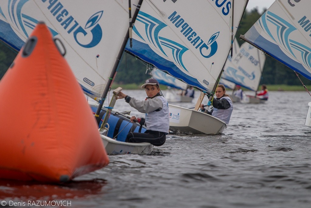В лидерах - Шуненков