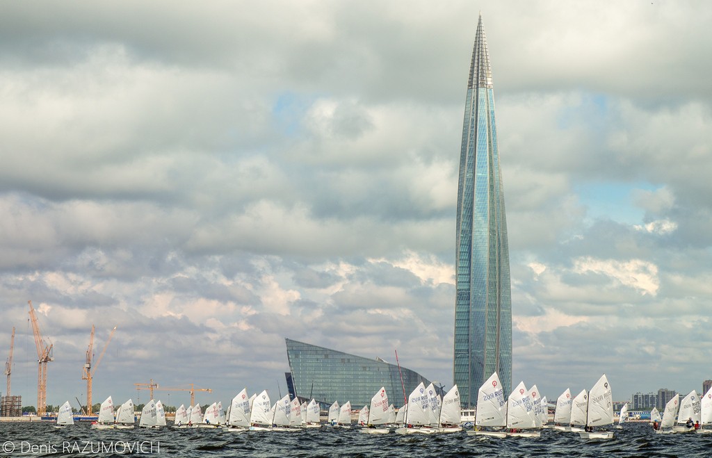 Рекорд и двоевластие