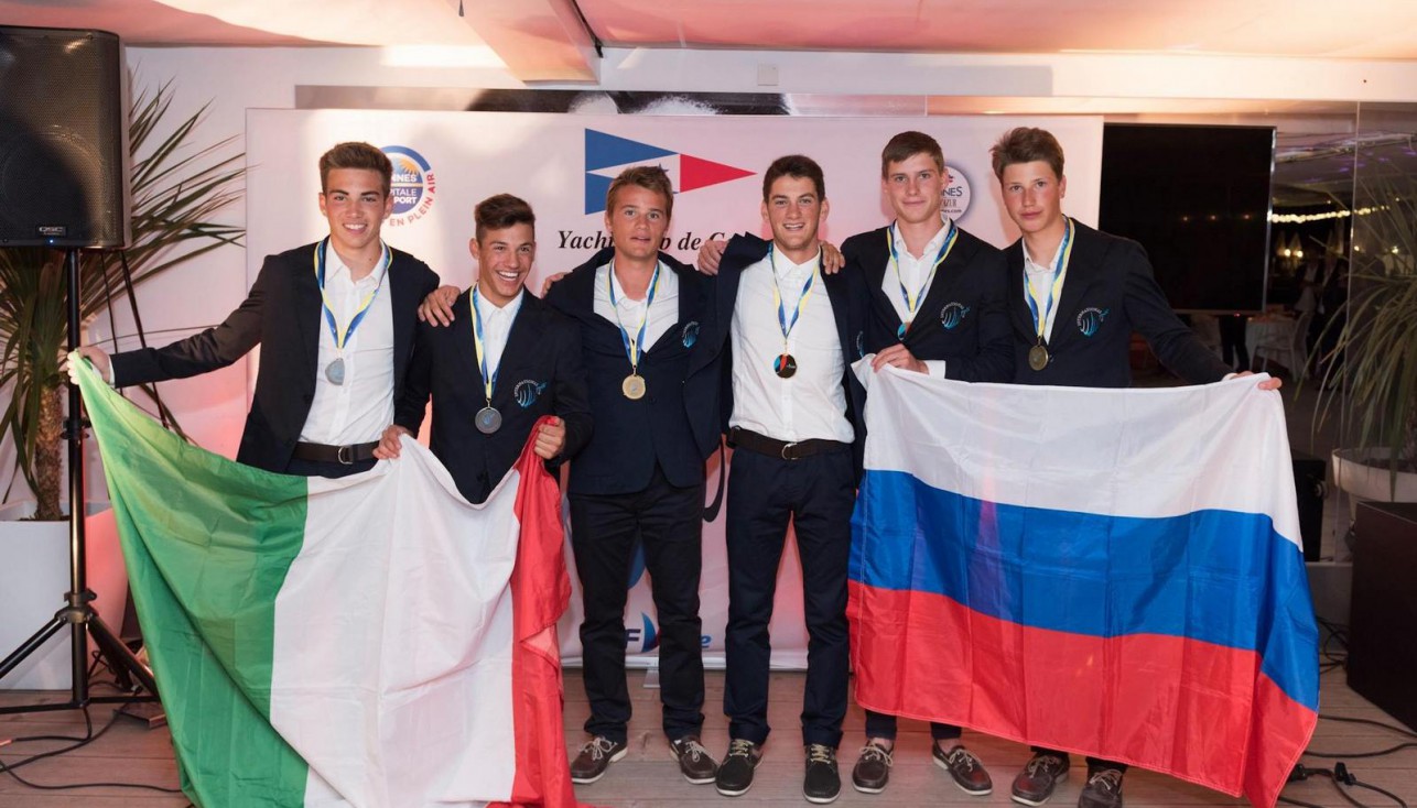 IYC: у России 2 золота и 2 бронзы