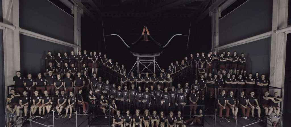 В полном составе!