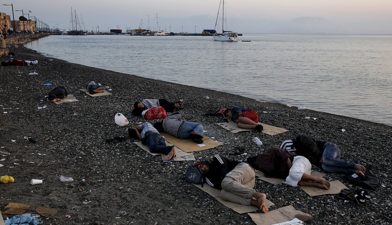 Yacht Russia - о беженцах