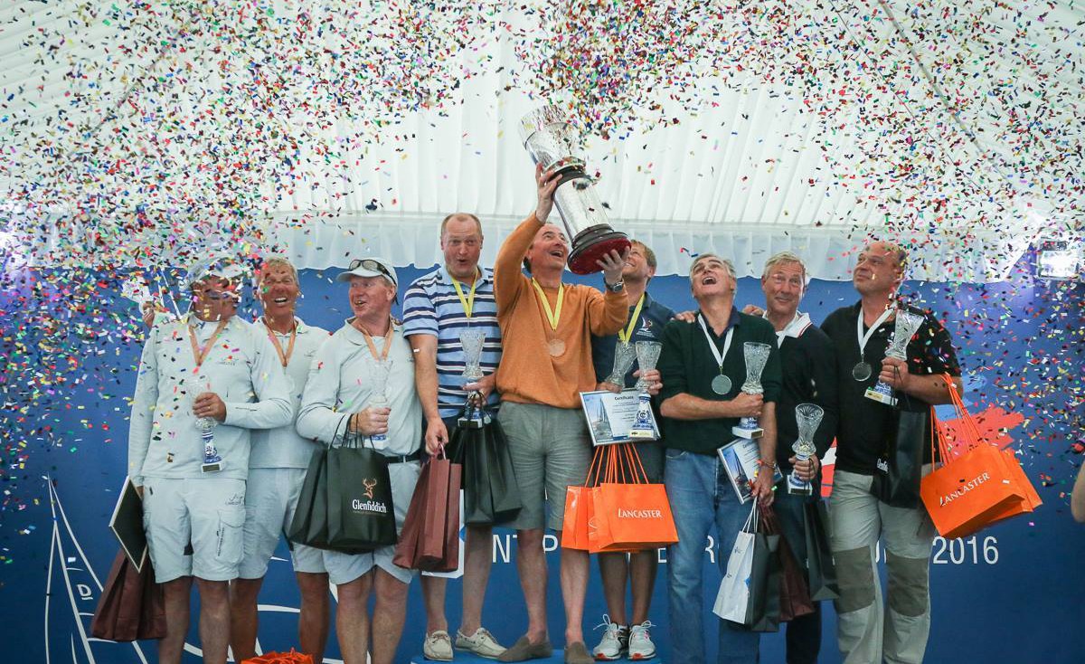 Анатолий Логинов - новый чемпион Европы в классе «Дракон»!