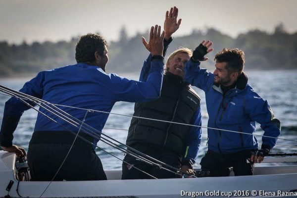 Экипаж Дмитрия Самохина