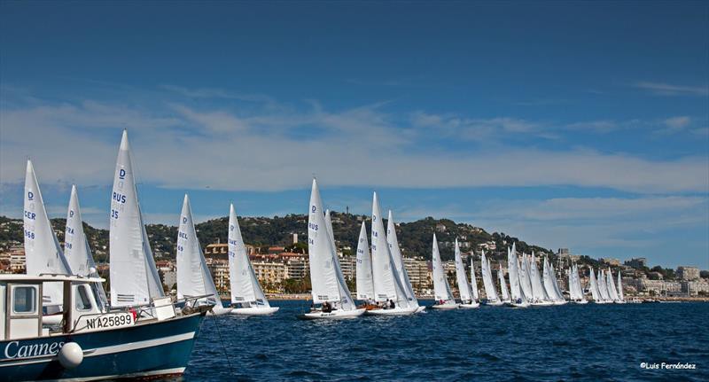 Василий Сенаторов – первый