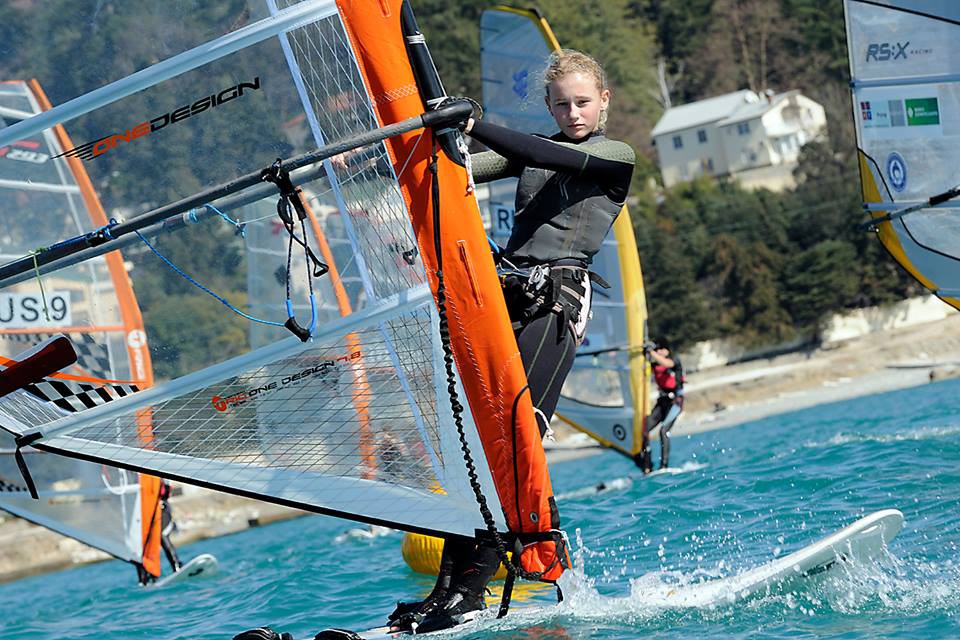 Трансляции медальной гонки Елфутиной