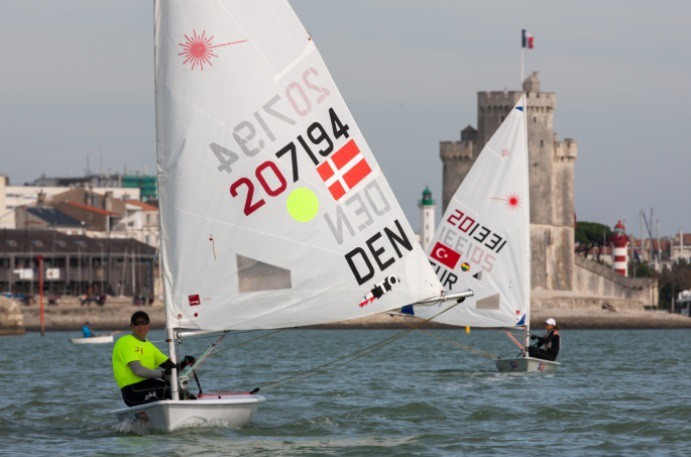 Комиссаров – третий