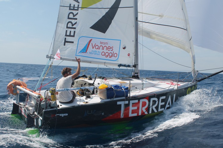 Mini-Transat 6.50. 9-й день