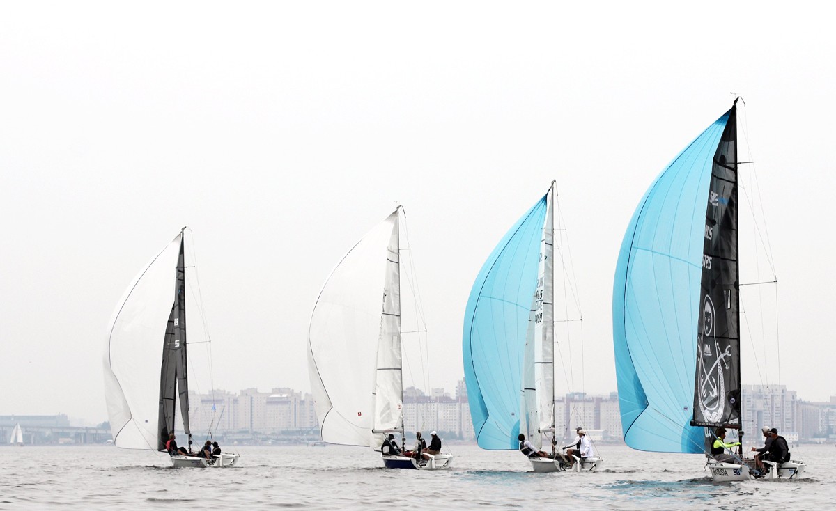 На акватории Финского залива