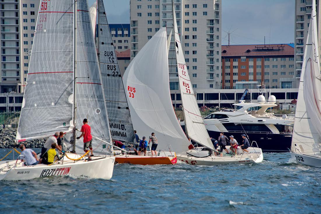 На акватории Амурского залива