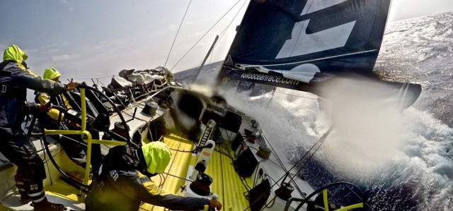 Volvo Ocean Race 2014/15. 4-й этап. 5-й день
