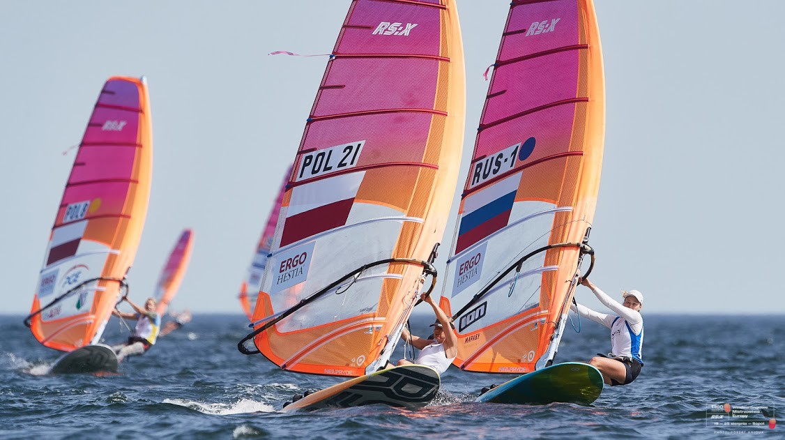 По-прежнему вторая