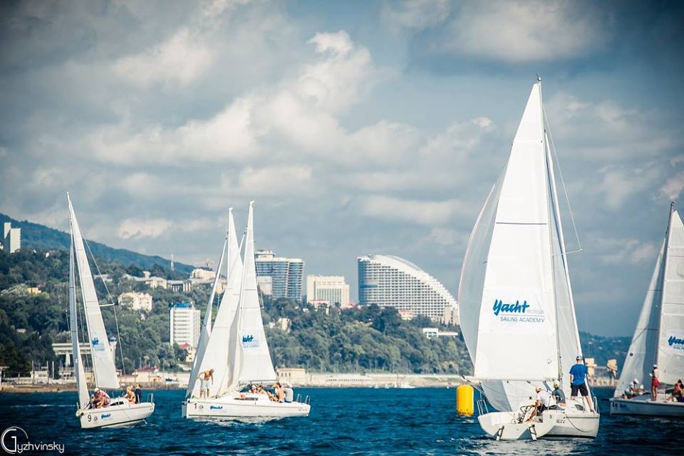 Парусные регаты от YR!