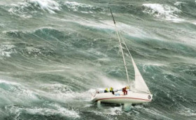 Под парусом в шторм