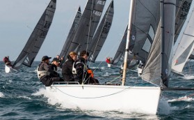 Настоящий зимний яхтинг