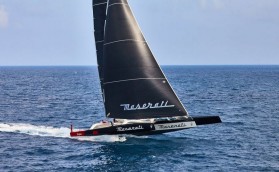 Сольдини и Maserati Multi 70 бьют рекорд