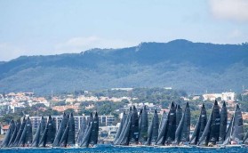 Гимн посреди тьмы