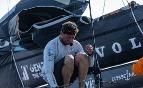 Они не сдаются!