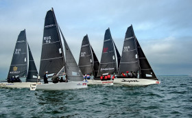 Под парусами сквозь… траву