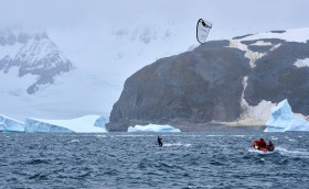Кайты над Антарктидой