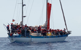 Дело не только в беженцах, но и в законах