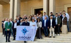 Двери открываются…