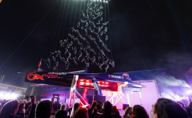 AC75 впервые на сцене