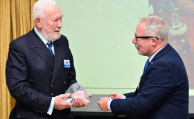 По заслугам