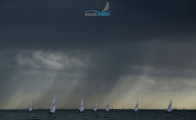 Гроза за грозой