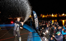 1 день, 08 часов, 38 минут и 27 секунд