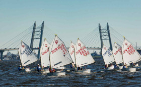 Их имена на кубке