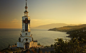 Храм-маяк над Черным морем