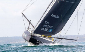 «Эта лодка похожа на школьную доску»