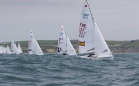 Во втором эшелоне