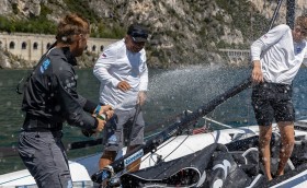 Дедушка и его команда