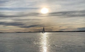 Олег Васильев упрочил лидерство