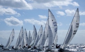 Борьбу продолжают 10 экипажей