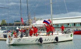 Команда-победитель Rolex Sydney-Hobart приглашает...